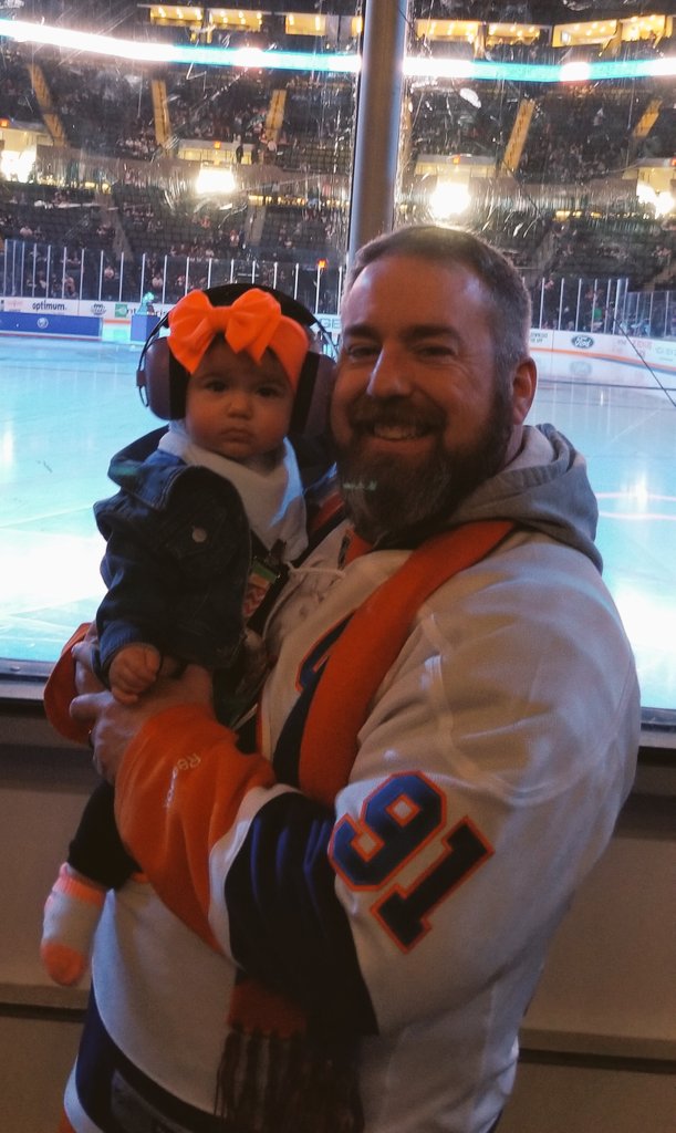mjhagan75's tweet photo. #Goring91 Rylee at Isles with Dada. https://t.co/Rct3fmgvjX