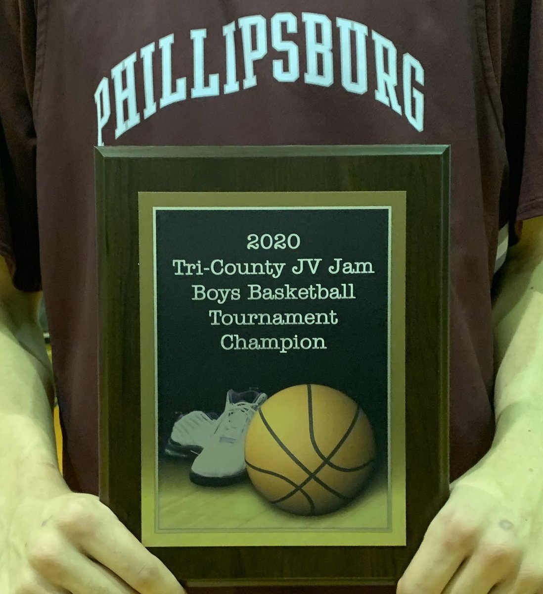 ThomasMart13's tweet photo. CONGRATS  JV @PburgHoops  BIG “W” TODAY TAKING THE TRI COUNTY TOURNEY CHIP! @jay23 https://t.co/gZFjOB7H7m
