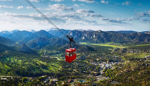 TravelStyleMN's tweet photo. Let us know one place that is on your travel bucketlist. One of mine is Colorado, this looks absolutley breathtaking!!! #Travelstyleluggage #colorado #travelbucketlist https://t.co/jfB1vePIES
