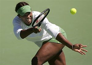 In 2007, Serena participated in the Hobart International, just before the Australian Open, losing 6-3, 5-7, 3-6 in the quarterfinal to Sybille Bammer. Williams said "You wish these players would play like this all the time instead of just against me. She played unbelievable."