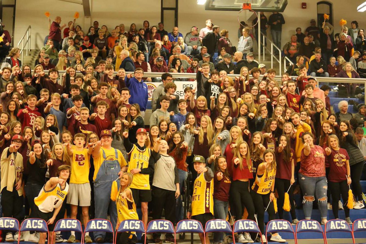 Barren County=BEST SECTION IN THE STATE 🐐🐐  <a href="/BestKYSections/">KY Student Sections</a>