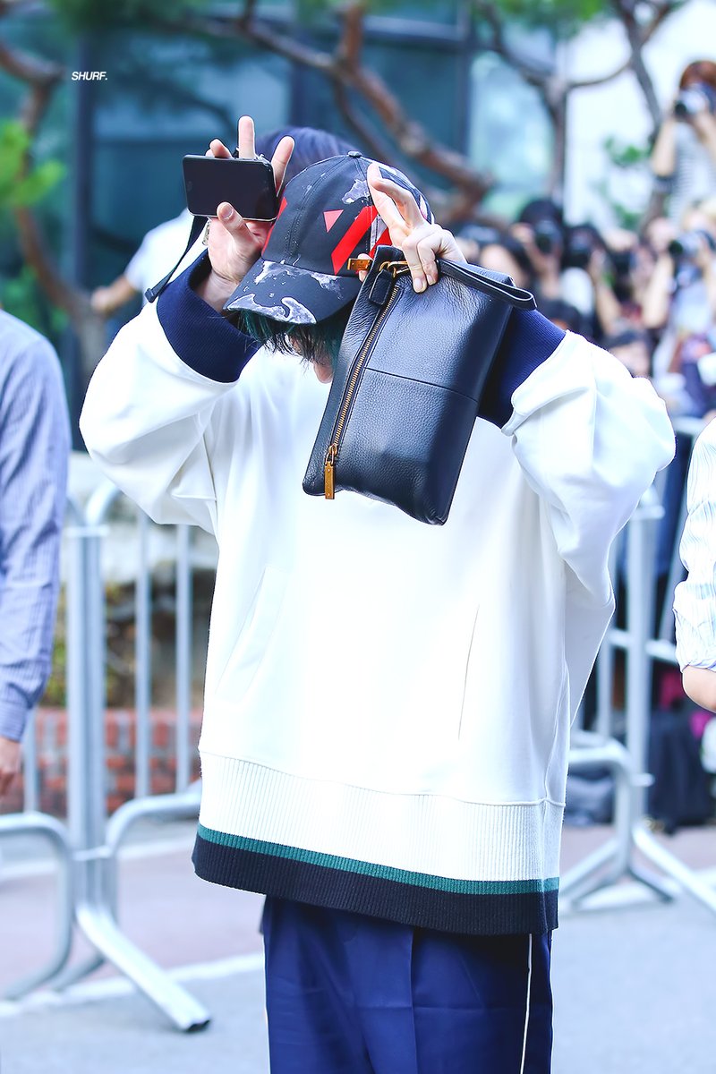 뭐라고 쓸 지 고민하다가 원호시가 훌쩍 지나버렸어ㅠㅠ
생일 축하해♥

#내게_사랑을_알려준_원호야_생일축하해 
#HBDtoWONHO
#몬스타엑스 #MONSTA_X #원호 #WONHO