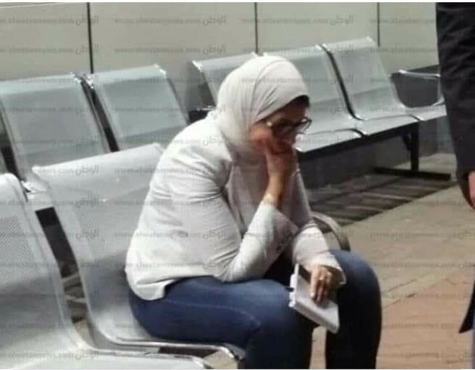 officialamro1's tweet photo. دى مش قاعده وزيرة صحة بتفكر فى فيرس كورونا
دى قاعدة واحدة بتفكر هتطبخ اى انهاردة https://t.co/o2eR7VMqaw