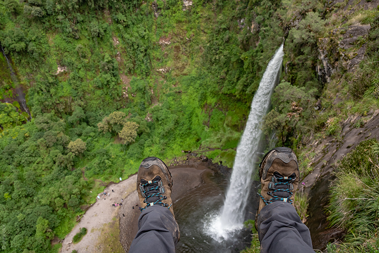 RetinaCreativa's tweet photo. Cascada de Cóndor Machay

#CondorMachay  #Ecuador #DanColor #RetinaCreativa #photo #Nikon #landscape #photography #travel #viajar #500pxrtg #visitEcuador #ViajaPrimeroEcuador #allyouneedisecuador #Colors #EveryDay #SouthAmerica #Cascada #Green https://t.co/oBMz2r1Kc0