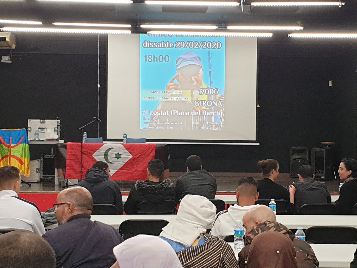 GironaRif's tweet photo. Comença l'acte de l'ambaixador de #Tamassint #AhmedElKhattabi conegut entre les masses populars com #AizziAhmed amb una conferència sobre la situació actual i perspectives del #MovimentRifeny
✊ #FreeRi #FreeZefzafi #FreeThemAll https://t.co/BM0tKQTozW