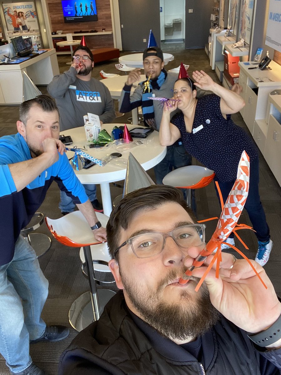 william Linhardt tweet media