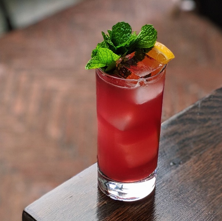 Saturday sips.🍹🍹🍹 #lucques #cocktails @barmanrollich <a href="/styneonwine/">Caroline Styne</a> <a href="/SuzanneGoin/">Suzanne Goin</a> lucques.com