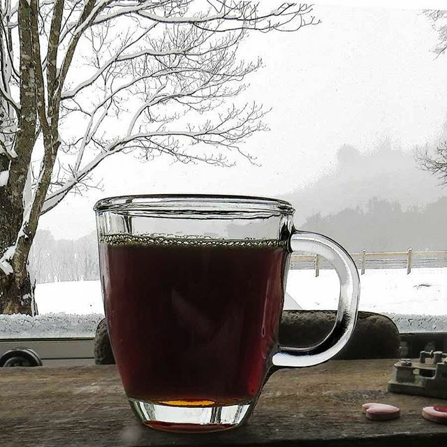 Late winter black and white.  #community 
#authentic #smallbatch #coffee #fresh #roasted #indarkhollow  #buylocal #eatlocal#ilovecoffee #iloveva #and #sugargrove #swva  #locallyroasted #coffeetime #barista#coffeebeans #singleorigincoffee #coffeeshop #cof… ift.tt/3chMPVv