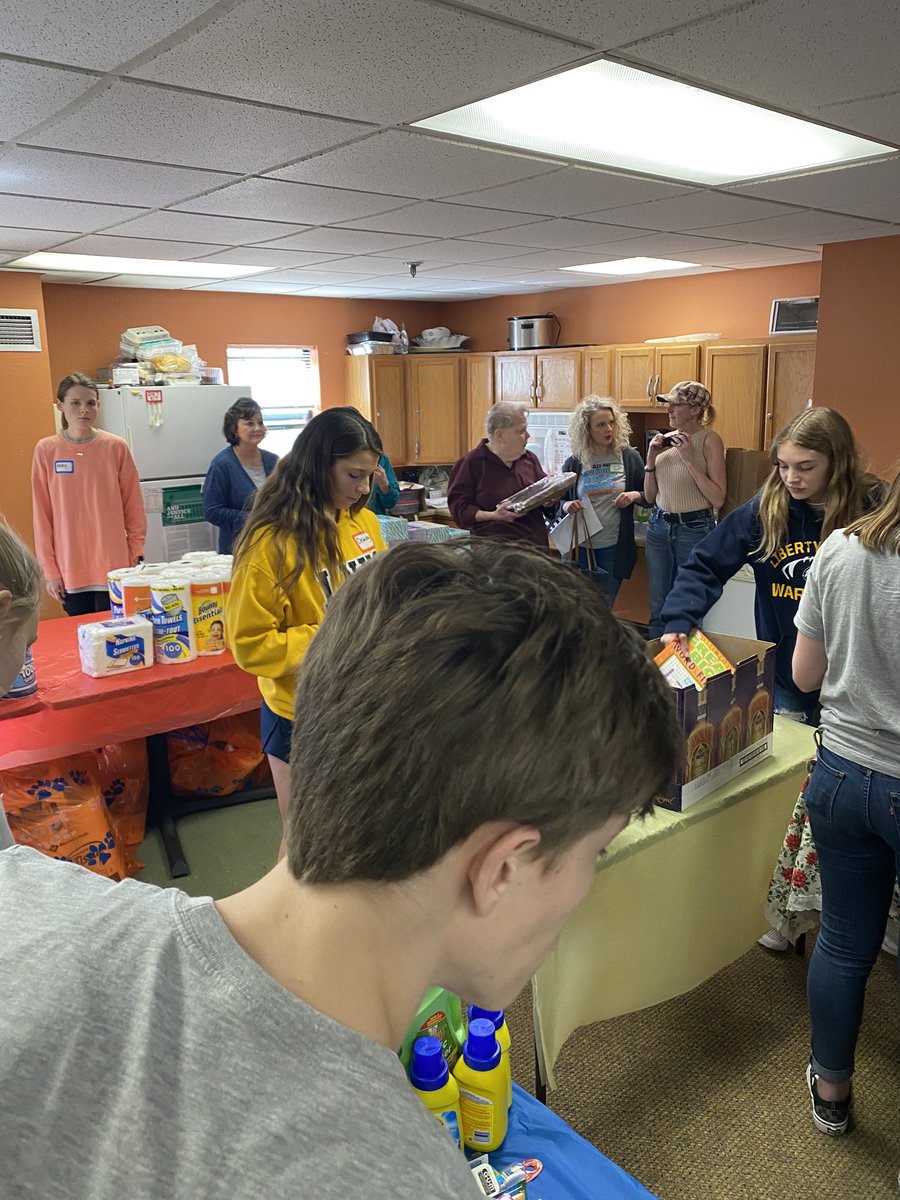 LibertyNorthNHS's tweet photo. having an awesome time unpacking our boxes at Landmark Towers! 📦 https://t.co/sJQQPB1Pkj