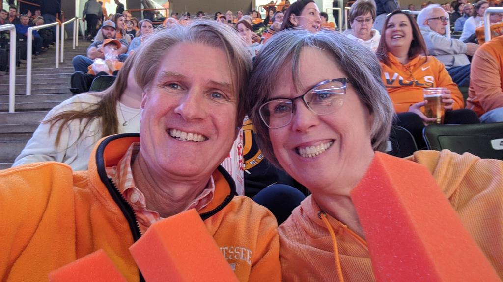 SplashFalcon's tweet image. #GoVols #GBO #Vol_Hoops Go Vols! Beat the Gators!