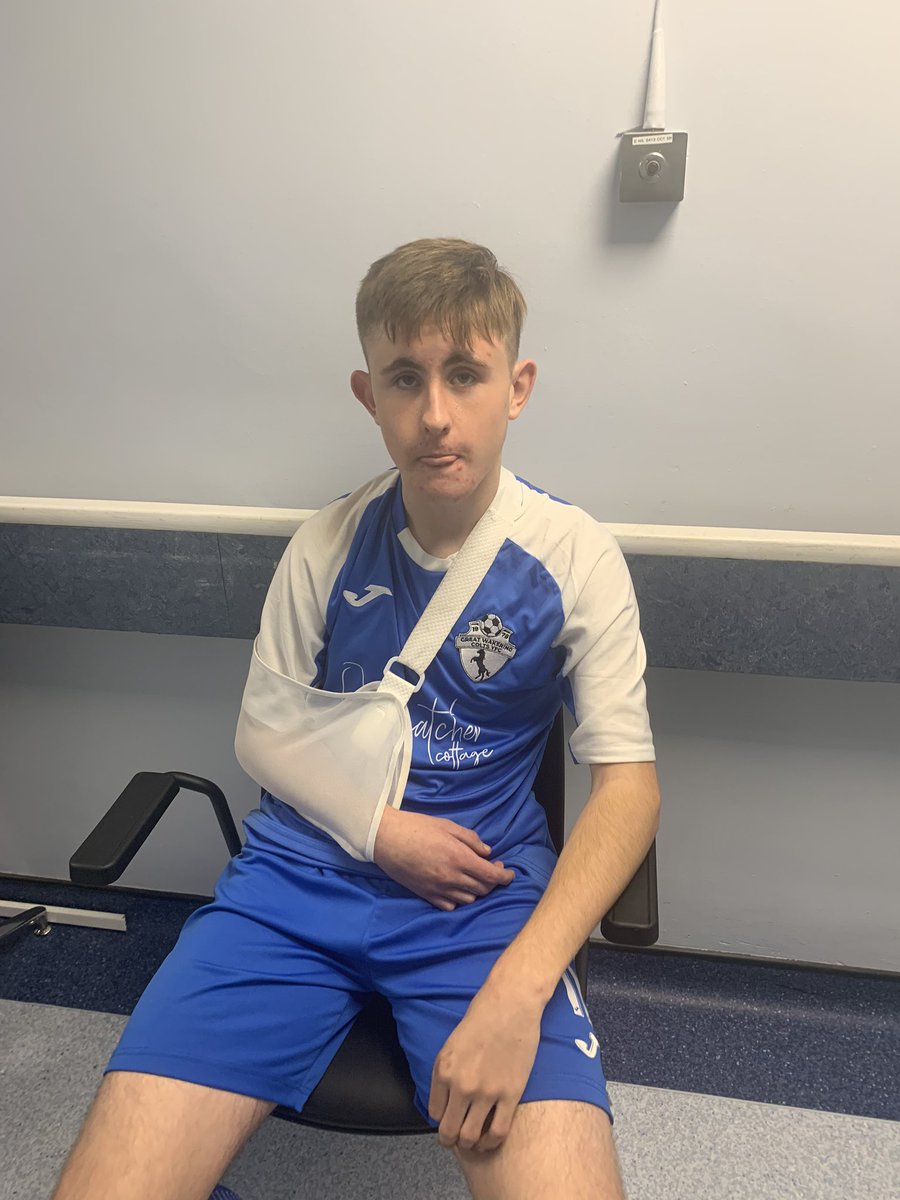 JohnGalley99's tweet photo. Looking forward to my lad being in the squad tomorrow for @GwcyfcU16 1/4 final cup game after 4 months out with a broken collar bone.
6 screws &amp; a titanium plate later he is buzzing to be named on the bench &amp; hopefully will get a few minutes of match time
#letsdothis #ProudDad https://t.co/2kkmBEesdk