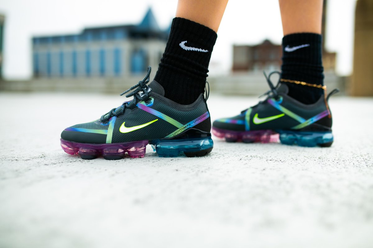 nike vapormax grade school