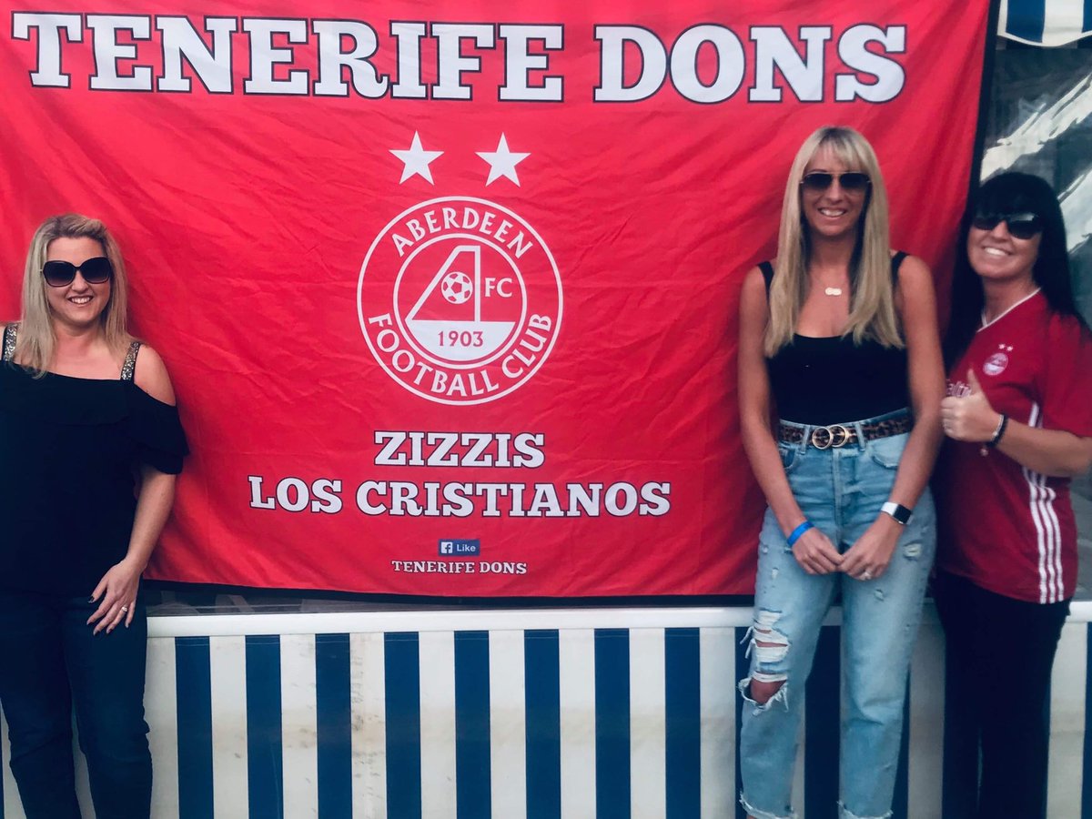 kimboduguid's tweet photo. COYR!! β₯οΈβͺοΈβ₯οΈβͺοΈβ₯οΈ#donsabroad #Zizzis #Tenerife @TenerifeMac https://t.co/7uVfN1NReR