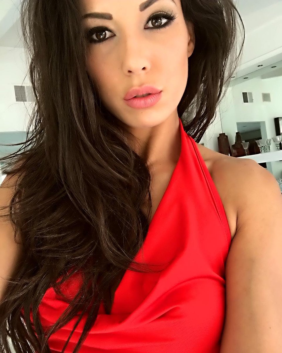 Alexis tomas. Alexis tomas