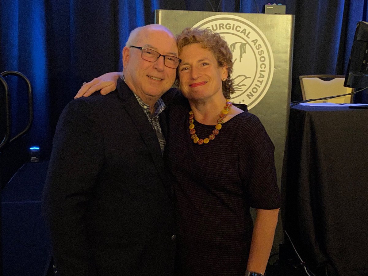 Official handover of ⁦@PCSAsurg⁩ presidency from Ed Phillips to ⁦@StanfordSurgery⁩ professor ⁦@sherrywren⁩, congratulations to both on their contributions to the art and science of surgery.