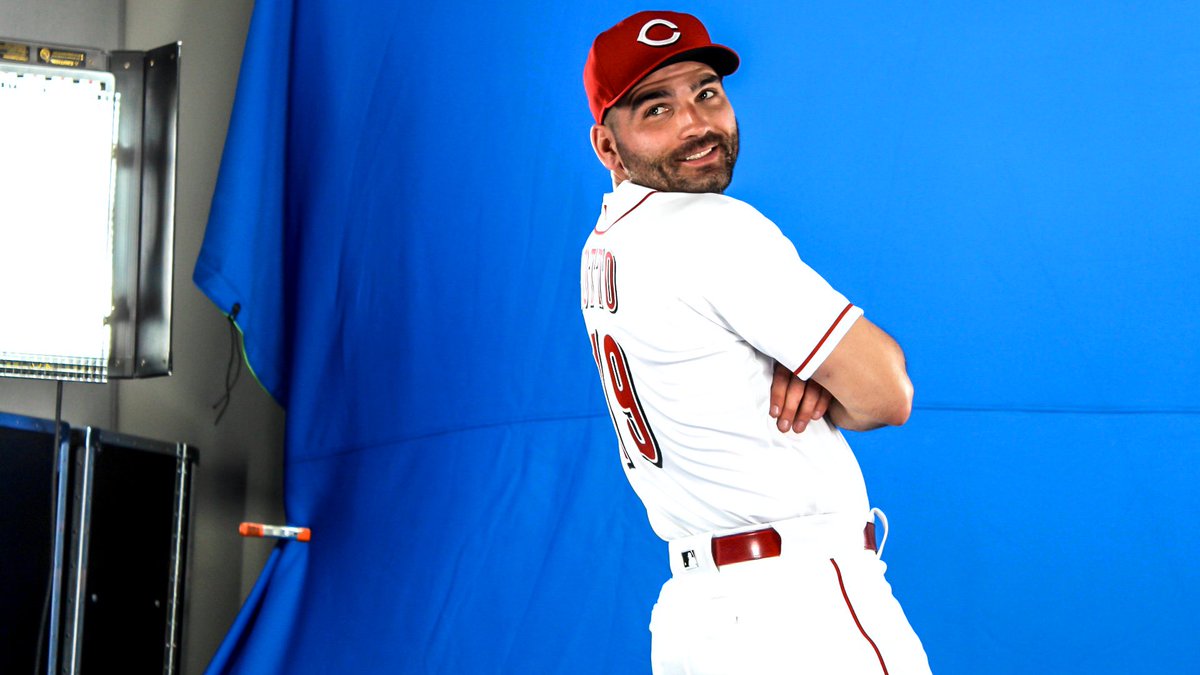 Reds's tweet photo. Remember when we thought he was quiet and reserved? #RedsST🌵⚾️ https://t.co/UVO3uLzjjq