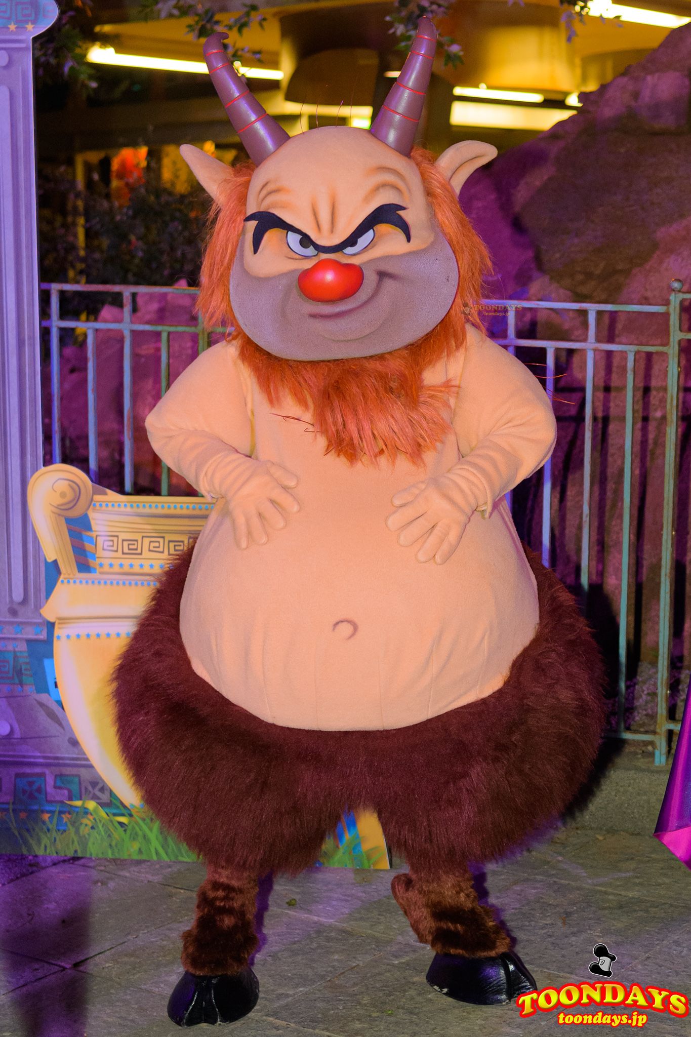 レアディズニーストアディズニーヘラクレストレーナー