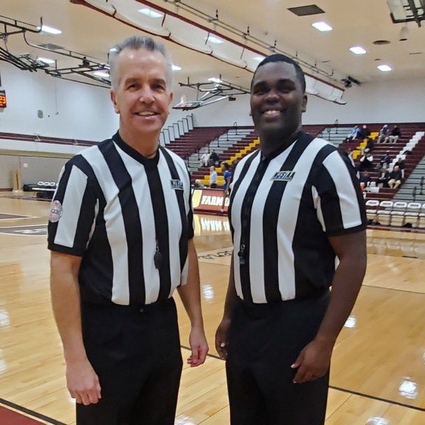 NJSIAA's tweet photo. Becoming a high school official is a great way to earn extra income! It also allows you the option to pick games that fit your schedule. Sign up today! #BecomeAnOfficial #NJOfficialsRule @NFHS_Org p
https://t.co/GlMeTYYTbr https://t.co/lLVoKLd88R