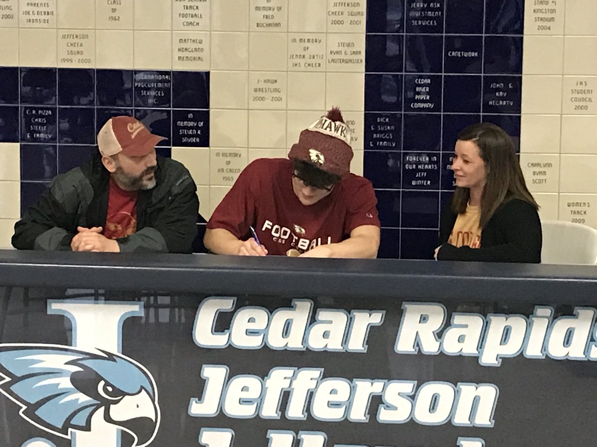CRJHawks's tweet photo. Congrats to AJ Schulte - signing to play football at Coe. https://t.co/UZOk2HZOW8