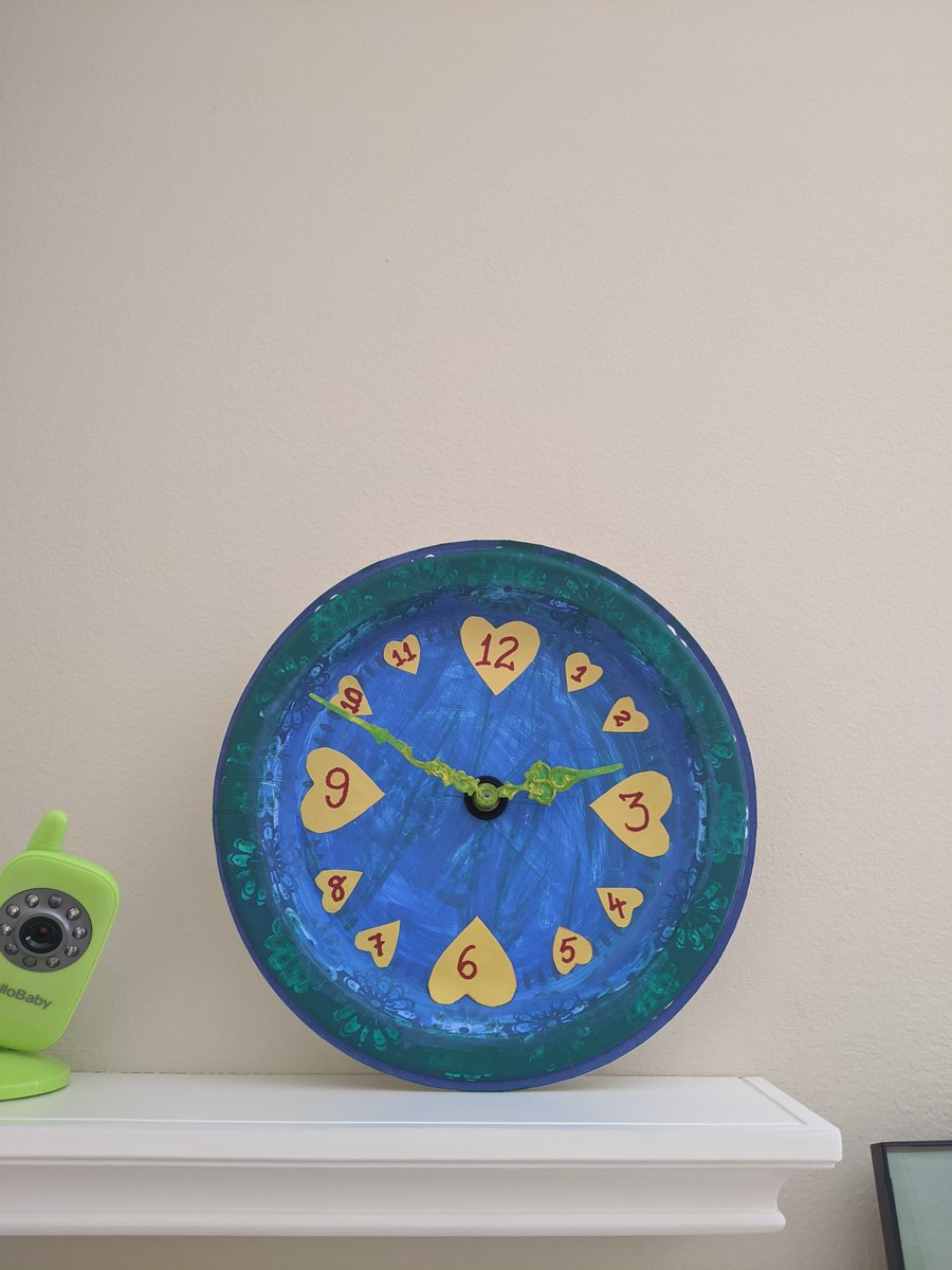 thingamakavi's tweet photo. Love O'Clock.
The 3-year old painted over a paper-plate.; together, we pasted the times-to-love; and I punched-in a clock movement kit — to make a wall timepiece for Uhuru's room
#homeCraft #longPending #fun https://t.co/JmITvkaDQe