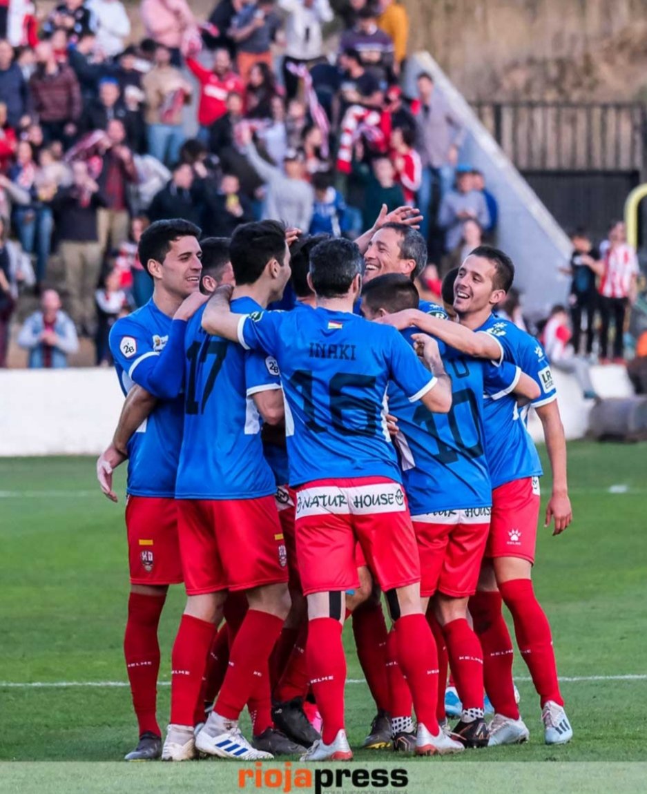 udlog_stats's tweet image. LIDERES DE SEGUNDA B CON 8+ PUNTOS DE VENTAJA EN LA JORNADA 25 EN LOS ULTIMOS 15 AÑOS

➡️ Girona 07/08
➡️ Sant Andreu 09/10
➡️ Lugo 10/11
➡️ At. Baleares 11/12
➡️ Mallorca 17/18
➡️ Racing 18/19
➡️ LOGROÑÉS 19/20

TODOS ACABARON LA LIGA COMO LÍDERES

#UDLog
#DatosUDLog