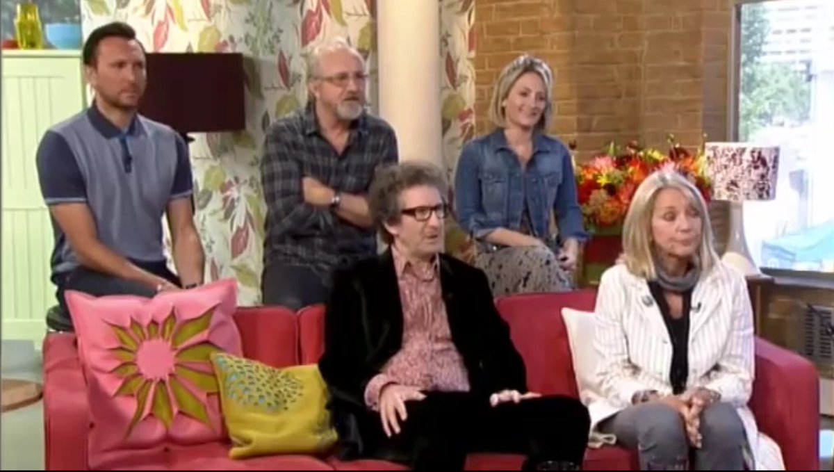 BillMemorabilia's tweet photo. ITV @thismorning : The Bill Special Goodbye (August 2010)
Guest Stars featuring: @WalkinshawAlex #SimonRouse #TrudieGoodwin @Lucyspeed @Jstewart_actor https://t.co/oZ7vbHt3Vk
