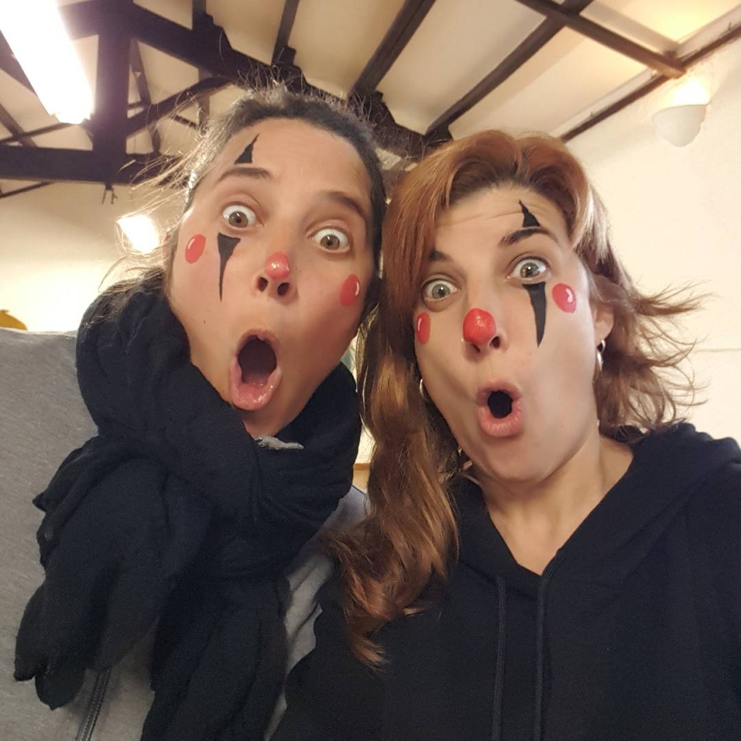 espaitutuguri's tweet photo. Comencem la setmana de CARNESTOLTES al Tutuguri!
🎪Dilluns 🎪
☆ Iniciació al Circ (3-5 anys) de 17.15h a 18h.
☆ Circ i Aeris (+9anys) de 18h a 19h.
#tutuguri #santjust #baixllobregat #dansa #circ #clown #teles #aeris #ioga #hathaioga #pilates #meditacio #artsesceniques https://t.co/sqvRLLnwEd