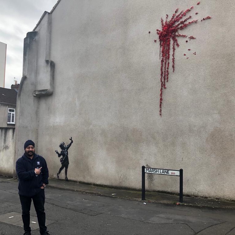 Valentine’s Day inspired art in Bristol by @originaIbanksy #vanguard #bristol #art #Banksy