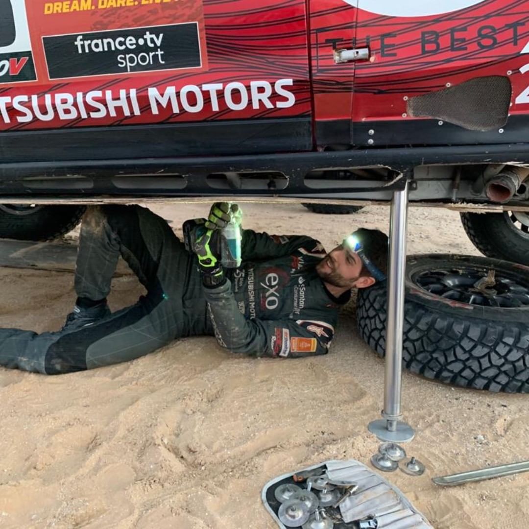 DAKAR 2020 🏁
Grandes momentos vividos junto a Cristina Gutiérrez y su copiloto Pablo Huete 🐢💨 Trabajo, trabajo y más trabajo 💪 #KmATuLado #Dakar2020 #RallyDakar #Dakar336 #Easygas