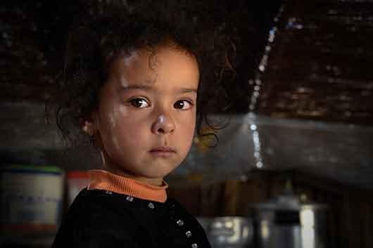 WorkingatDuke's tweet photo. Meet photographers Marilyn Telen and Henry Greene and see their images of children from around the world from 11:30 a.m.-1 p.m. Wednesday at the @DukeHospital Concourse. More info on this @artshealthduke event: https://t.co/HLS15NiZrv https://t.co/Ru6W5RNIe8