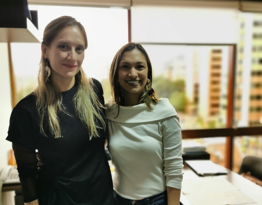 InterSoftwareCo's tweet photo. Nuestra Directora ejecutiva, @cgota18 , estuvo con la presidenta (e) de @FedesoftCol, @XimenaDuqueA, analizando sinergias que nos permitan ser más competitivos como sector y aprovechar lo que se está estructurando desde Gobierno Nacional y desde Antioquia 

#SomosIntersoftware https://t.co/JgD5OWspAg