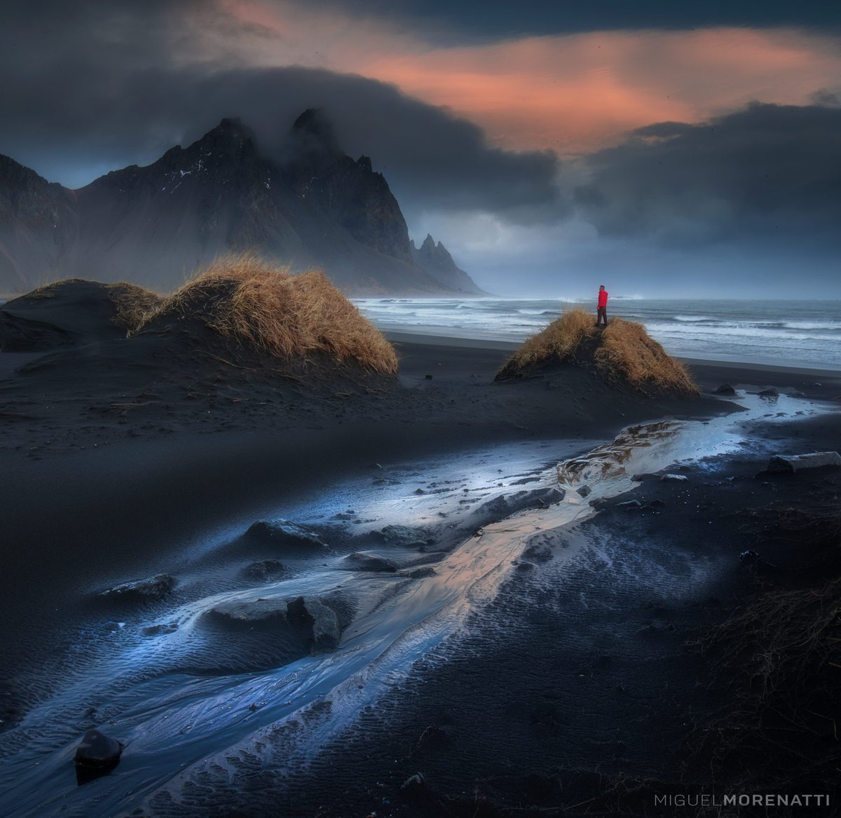 MiguelMorenatti's tweet photo. Stokksnes, la playa más salvaje del planeta. 

©MiguelMorenatti
-Instagram

👇Foto vertical, clicar!👇 https://t.co/9wmc0rfCWx
