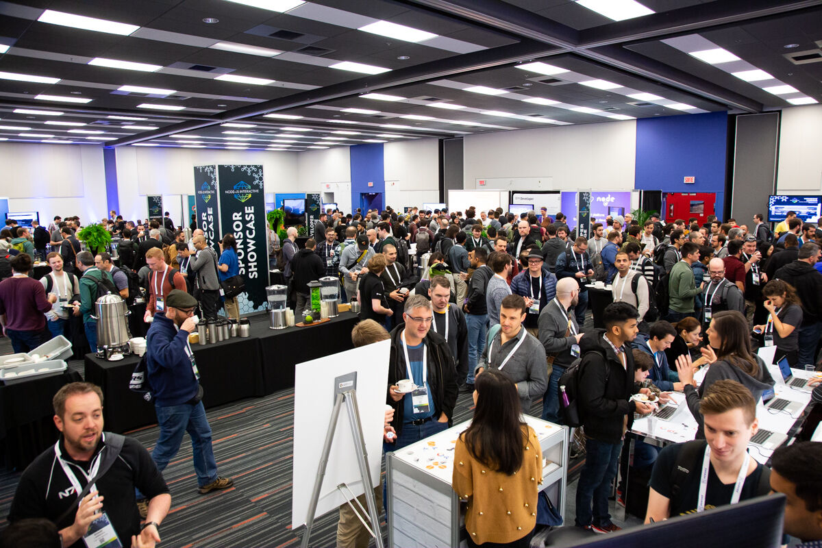 liran_tal's tweet image. #NodeJSInteractive 2019 - 
find yoda 👀