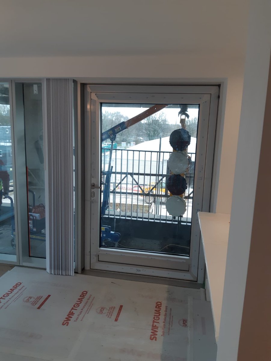 ctrsiteservices's tweet image. Crown Street Project Phase 1 Elizabeth Tower 

(C1) Door Installation 02 ✅

(C2) Unitised Elements Level’s 00-08 complete ✅ 

@ctrsiteservices #facades #unitised #curtainwall 👷🏼‍♂️🏗