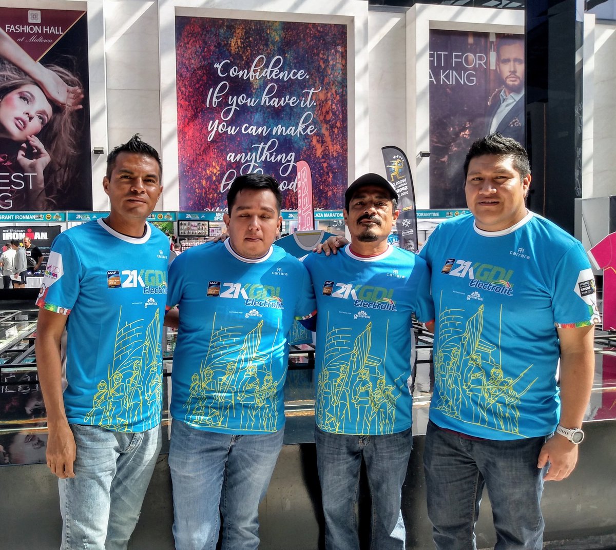ibalopma's tweet photo. #21KElectrolitGDL
#SPORTibarraTeam 
.
Tiempo 1h17:58 💥 avg 3:41/km
.
.
"NUESTRO LENGUAJE SON LOS RESULTADOS"
#dios #21k #marathon #maraton #mediomaraton #runners #running #training #performance #nike #nikezoomfly #garmin #gdl #laminerva #trainerpersonal #yoelegicorrer #runlove https://t.co/mYNW2J06Fl