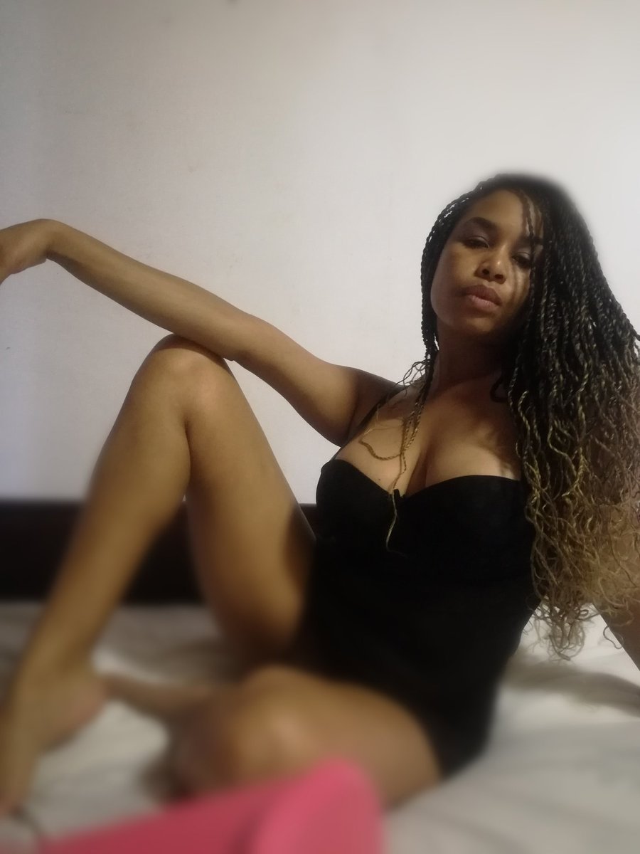 fetismatchmaker's tweet photo. Send $50 and I'll start draining you & whipping into shape!π²π²π Kik @findomminoe
#findom #paypig #paypiggie #loser #moneyslave #CashAppOnly #cashslave #FinDommes #findomdrain #findomgoddess #femdom #money #goddessrome #findommodel #submissive #domme https://t.co/kOrQWhTtOC