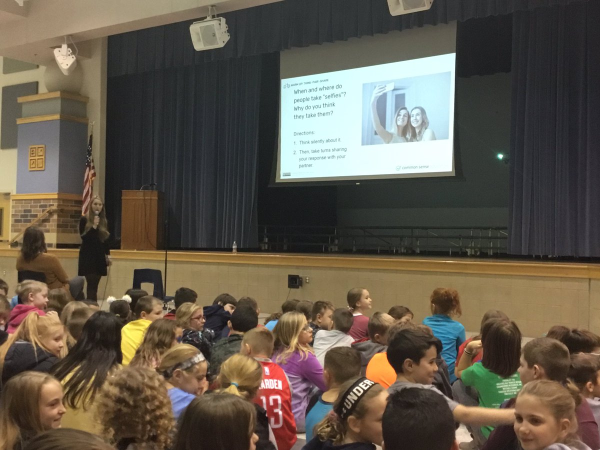 MissBates11's tweet photo. Did you know you have to be 13 to have a social media account? PFW is here to teach us about online safety! https://t.co/0dtZMMdqkf