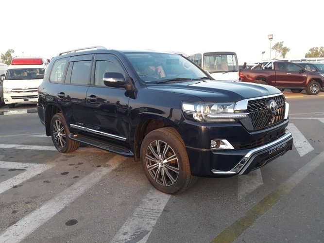 Cde Setfree N Mafukidze The Mdczimbabwe Or Nelsonchamisa Should Issue A Statement On The Issue Doing The Rounds That Controversial Businessman Kuda wirei Bought President Chamisa A Land Cruiser Vx