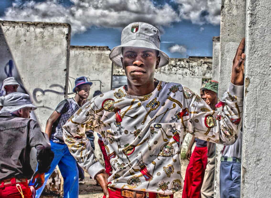 Bpho997Y6K37's tweet photo. Mpho nare the pantsula that never give up when ever people talk to much about his  life style #pantsula on a mission 🗽👆✊ https://t.co/Eye7BopNO7