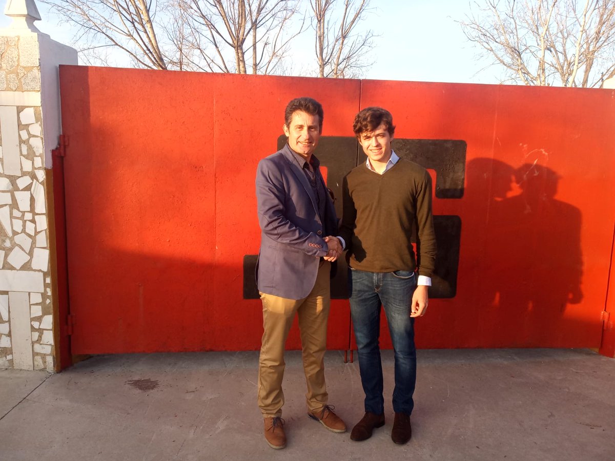 burladerotv's tweet image. ACTUALIDAD.- Jorge Martínez con apoderado @jorge20martinez #GregoriodeJesus #Apoderamientos    burladero.tv/actualidad/202…