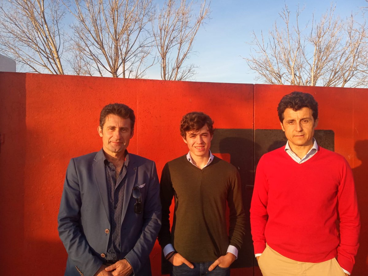 burladerotv's tweet image. ACTUALIDAD.- Jorge Martínez con apoderado @jorge20martinez #GregoriodeJesus #Apoderamientos    burladero.tv/actualidad/202…