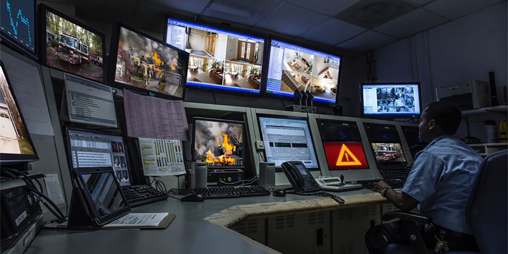 Aurelixtech's tweet photo. How can companies implement a solution that gives them a secure network? One option that stands out is #ArubaClearPass. Learn why.  https://t.co/so8h6jm7bQ https://t.co/QLSSwXC4vl