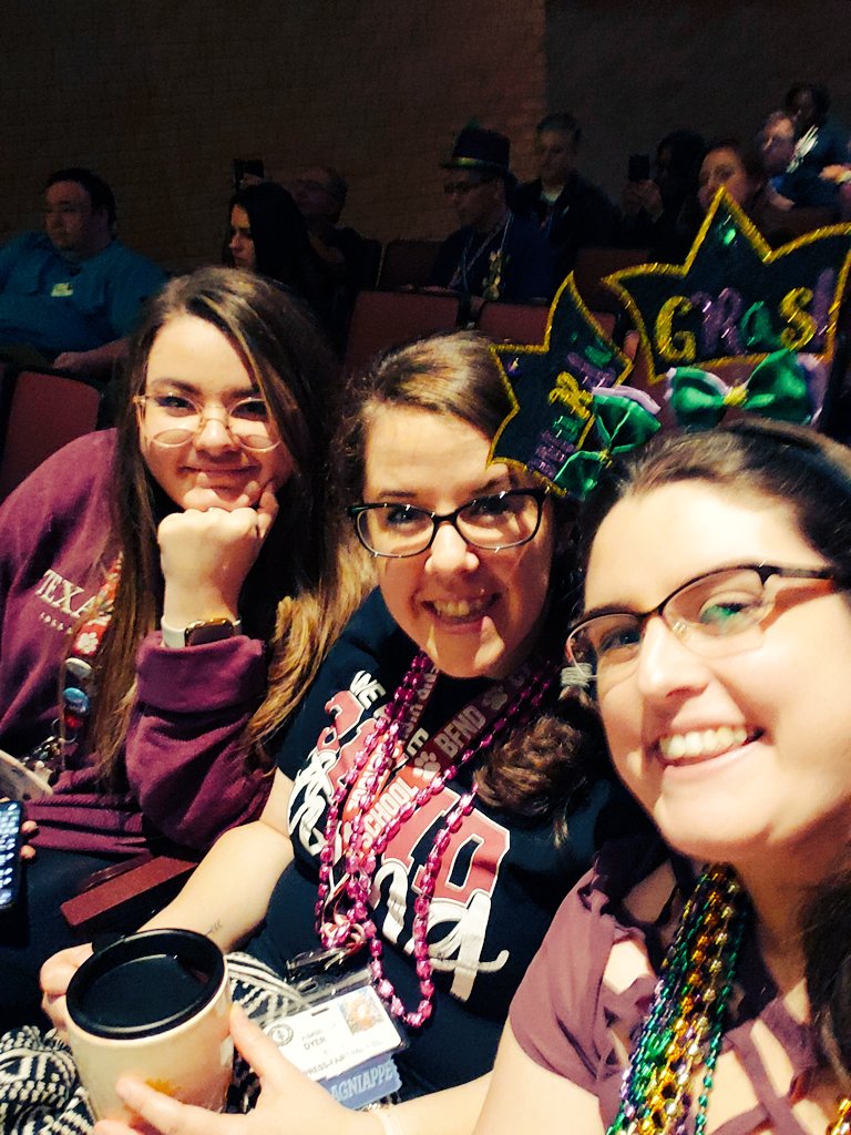 Mrs_Barrette's tweet photo. At the Mardi Gras themed PD!! Best crew around 😘 #KreweDeBFND https://t.co/52cGjuzDQ3