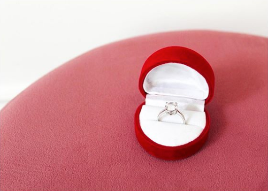 If you said "I do" this weekend for #valentinesday and are now hunting for the perfect dress, get in touch with the fabulous <a href="/TheWedding_Club/">The Wedding Club Official</a> in South Ken. 

#love #weddingdress #engaged #bridetobe #weddings #bridal #weddingplanning #weddingstyle #ido

soo.nr/7z7z