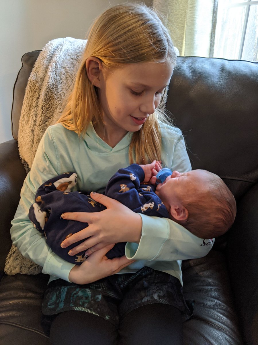 crematerecycle's tweet photo. Kevin’s girls Katie (green) and Molly (pink) got to meet and hold their new cousin Owen! Welcome to the world big guy! #family https://t.co/A1sB94M2Er