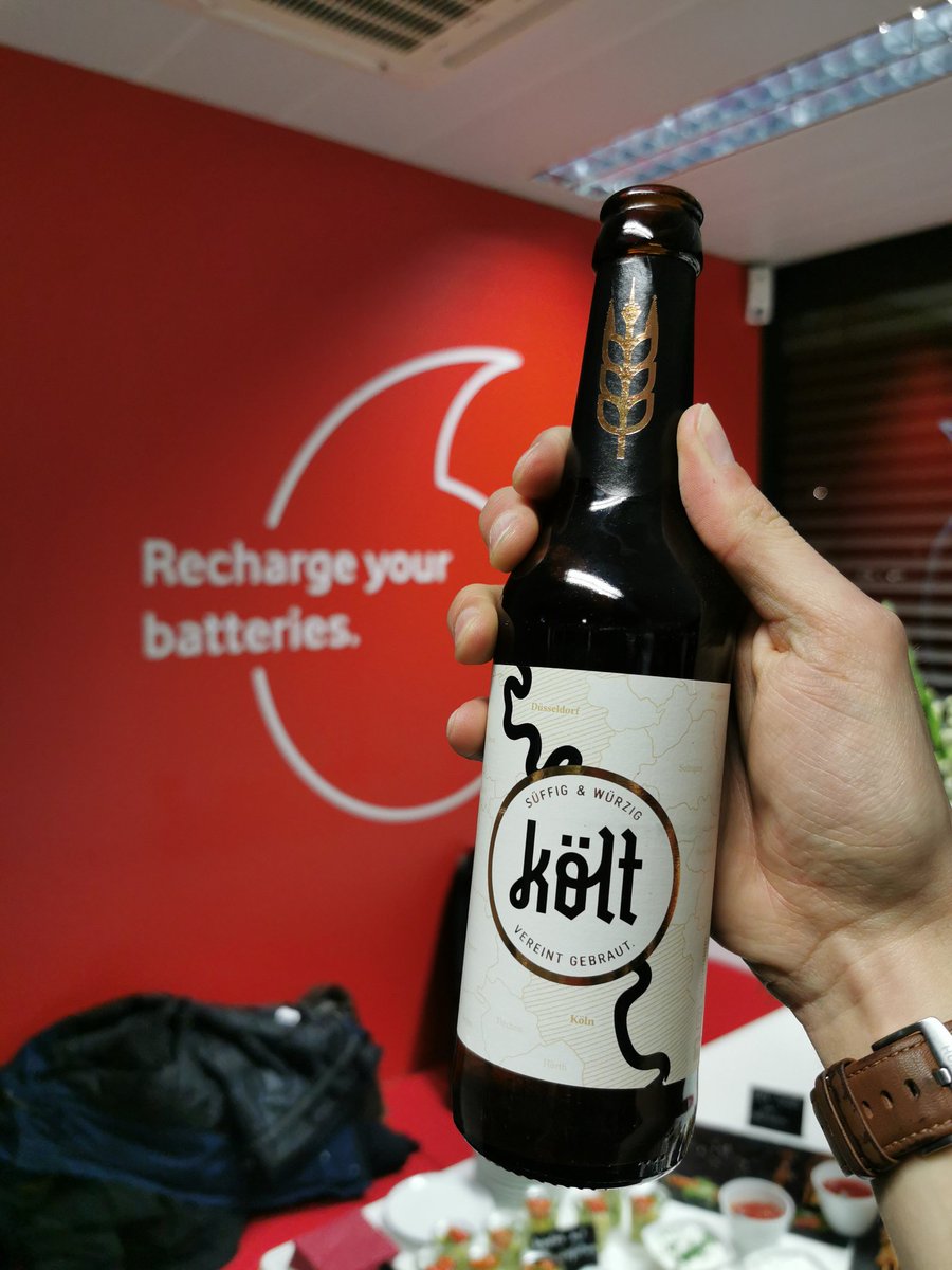 LeoZiaja's tweet photo. Eigentlich ist Alt tabu .. aber soooo schlecht schmeckt die Mischung mit Kölsch tatsächlich gar nicht 😬 #Netzdate https://t.co/Vxr3VRN1eO
