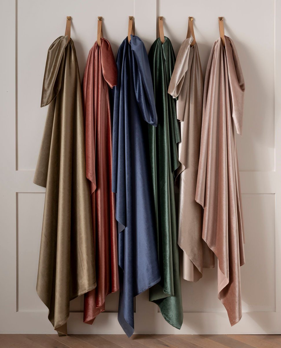 StudioGuk's tweet photo. Murano
The softest velvet.
Perfect on trend moody and dramatic shades for  contract and home interiors
.
.
.
#ss20collection
#interiors
#interiordesign
#velvet
#jeweltones
#drapery
#upholstery
#contractuse
#studiog. https://t.co/g8YoaLxPWQ