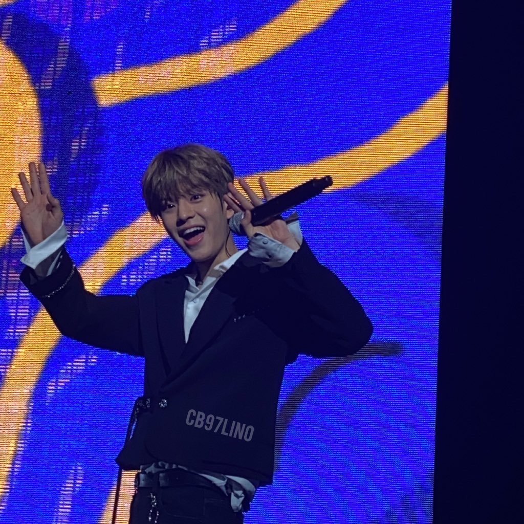 — 200217  ↳ day 48 of 366 [♡]; dear seungmin, the usa tour finished today and i really hope you had the greatest time during your stay there and i hope you will rest now in korea because you deserve it, i love you from the bottom of my heart my little guardian angel