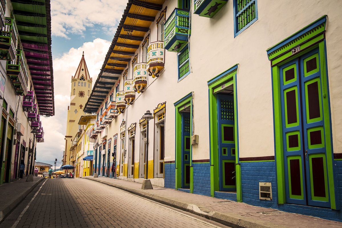 CPTUR_Col's tweet photo. Risaralda Pueblos con encanto es una iniciativa que busca fortalecer el turismo a partir de la riqueza cultural con que cuenta el departamento. 

Conoce más de esta iniciativa que recibió reconocimiento por parte del CPTUR en la categoría Cultural:  https://t.co/EV9nBmg4ZJ https://t.co/xaiMVCASkw