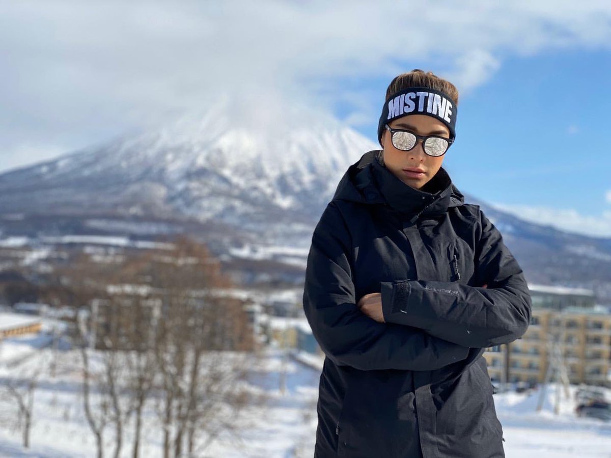 •ⓘⓖ•ⓒⓗⓔⓡⓜⓐⓡⓝ• กุมภาพันธ์แล้วไง กุมมือใครแล้วยัง 😎 #mistine charcri